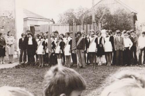 последний-звонок-1981-год-Староберёзовская-школа (1)