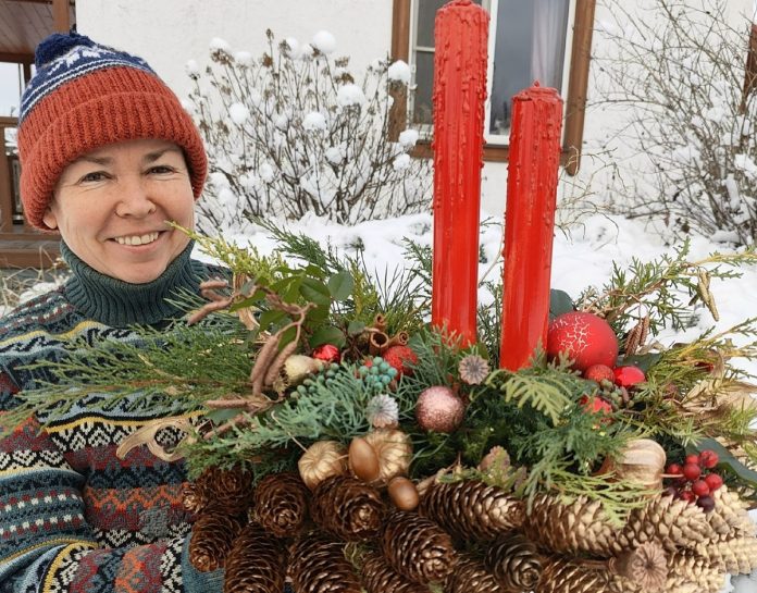 Жительница Сасова Александра Баженова рассказала о том, как начала со-здавать композиции из природных материалов