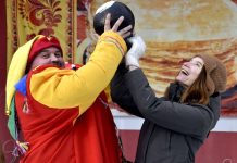 В сасовском городском парке прошли проводы зимы