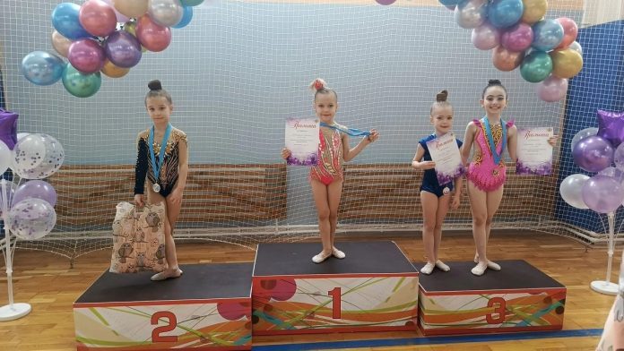 Сасовские гимнастки привезли золото из Рязани (1)