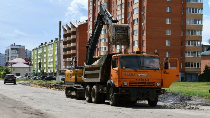 В Сасове капитально ремонтируют дороги 3