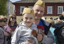 В Сасове в день 81-й годовщины со Дня Великой Победы прошли митинги в память о воинах-земляках