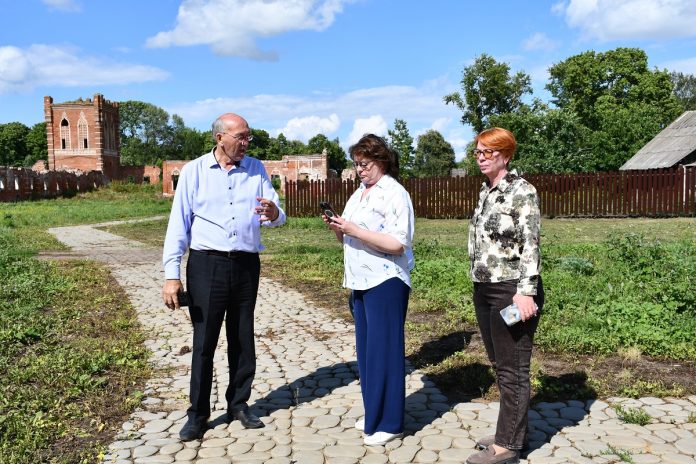 В селе Каргашино Сасовского округа преображают Дом культуры (1)