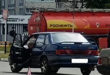 В Сасове столкнулись две легковушки