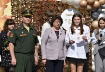 В Сасове вручили знаки «Мой папа – Герой»